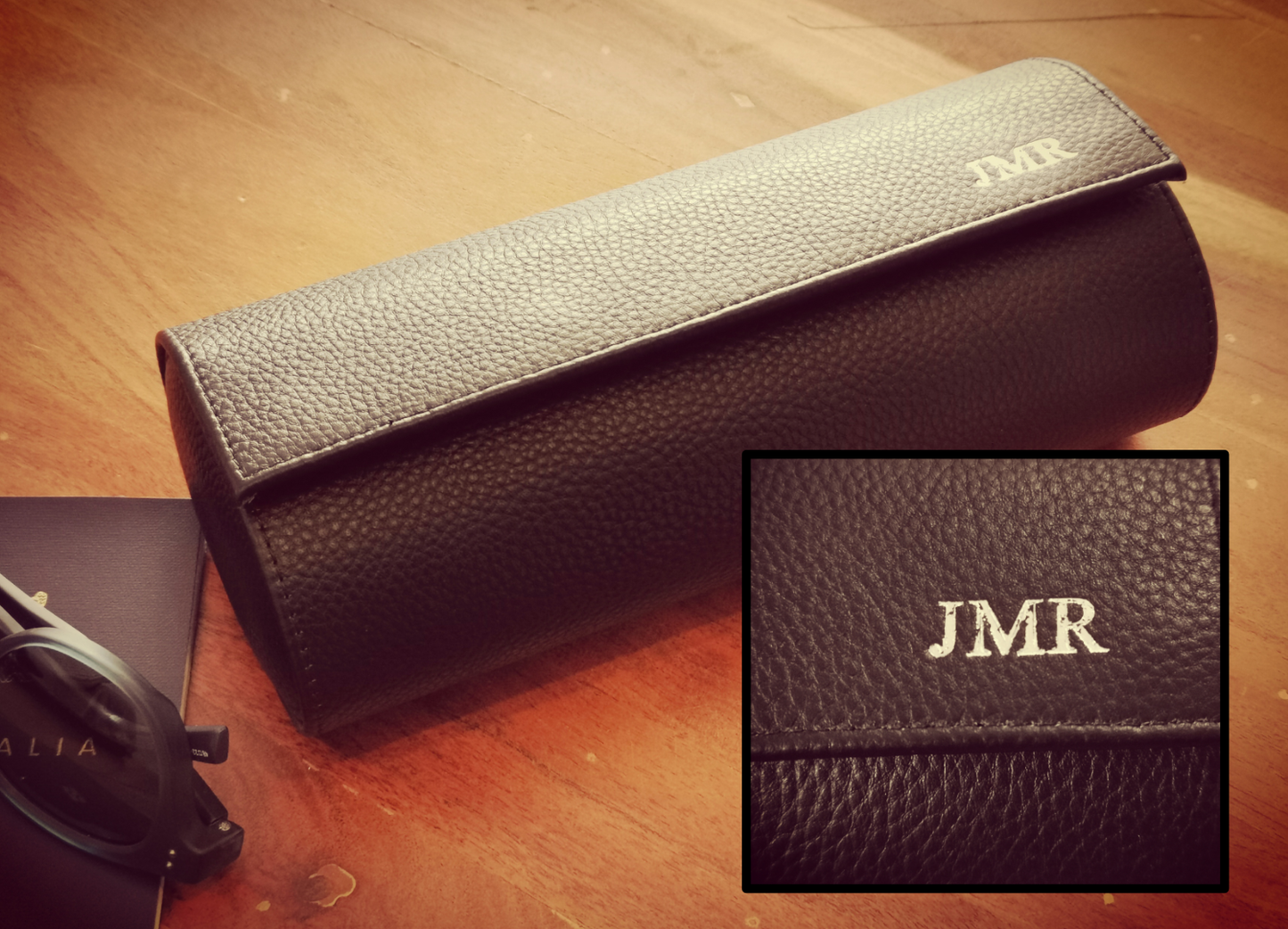 Genuine Full-Grain Leather 3-Slot Watch Roll – Black / Red Travel Case